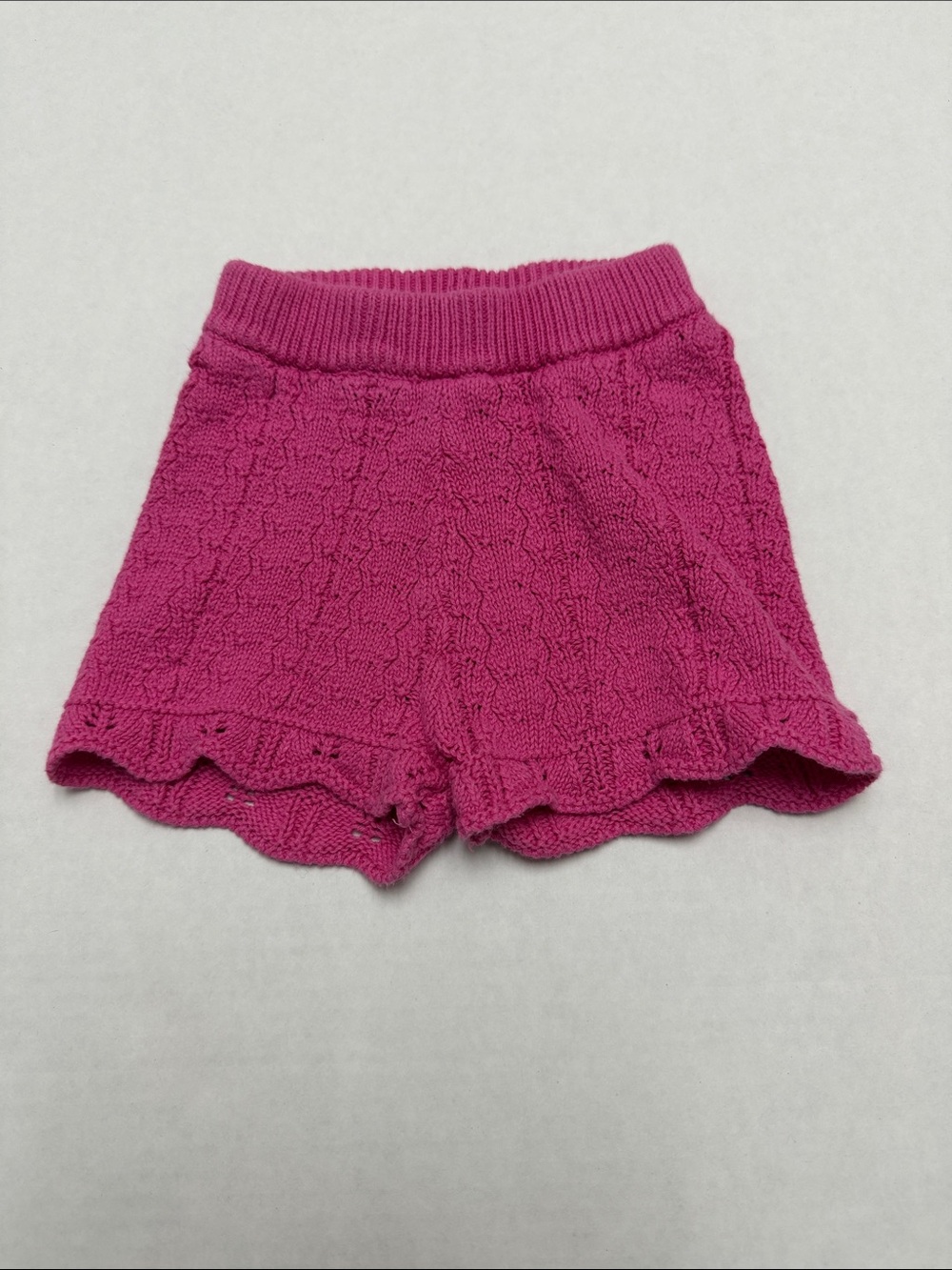 Nicole Miller Girls' 12M Cotton Knit Scalloped Hem Shorts in Fuchsia